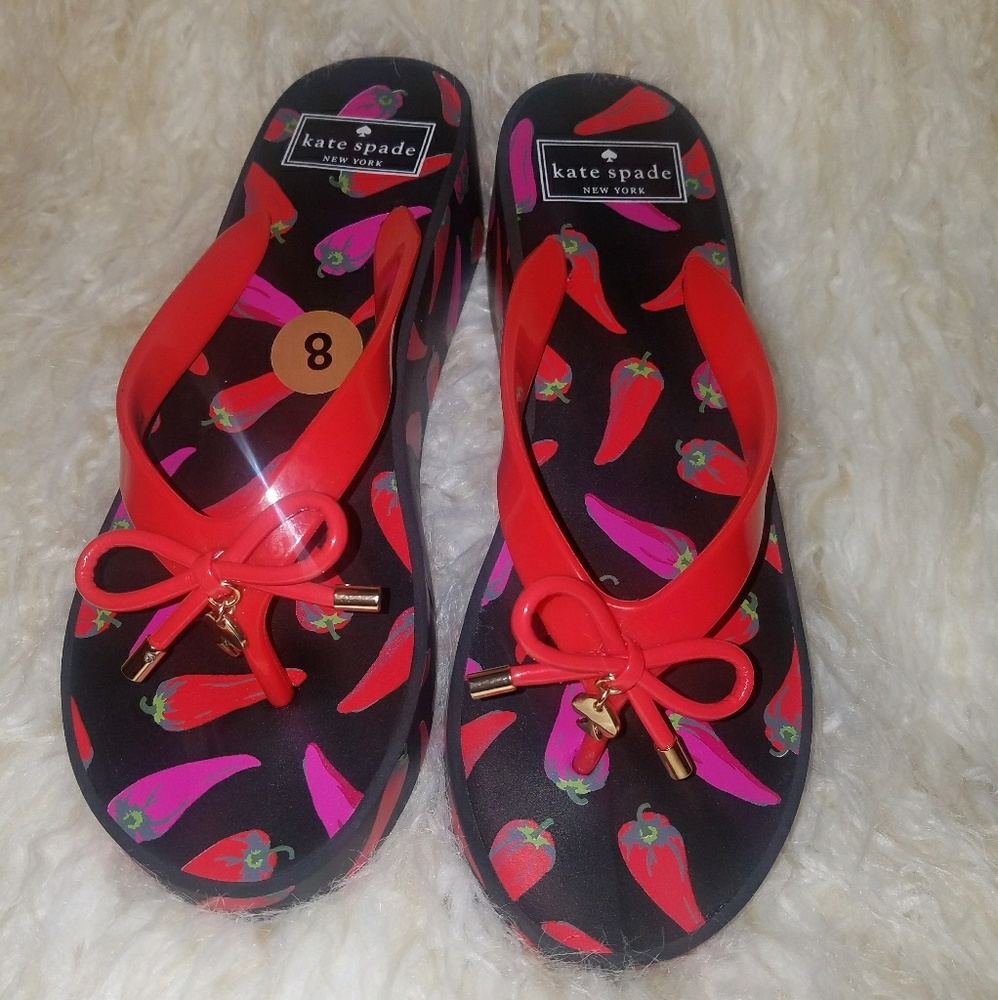 🔴Kate Spade Platform Sandals. Chili Pepper Print